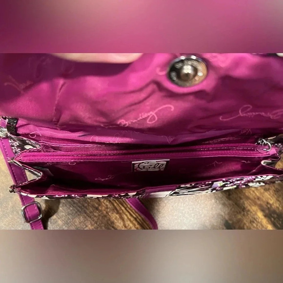 RETIRED: Vera Bradley | Ladies Concert Crossbody Plum Petals Frill handbag. - Picture 8 of 16